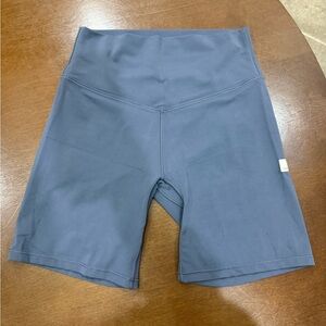 Vuori Women's all the form 6”